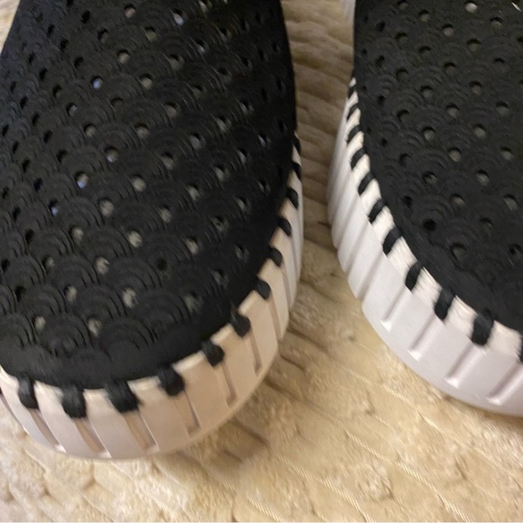 ILSE JACOBSEN Tulip 139 Perforated Slip-On Sneaker size 40 - Picture 4 of 12